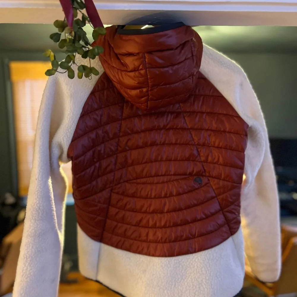 Mountain hardwear women’s jacket - Picture 2 of 3